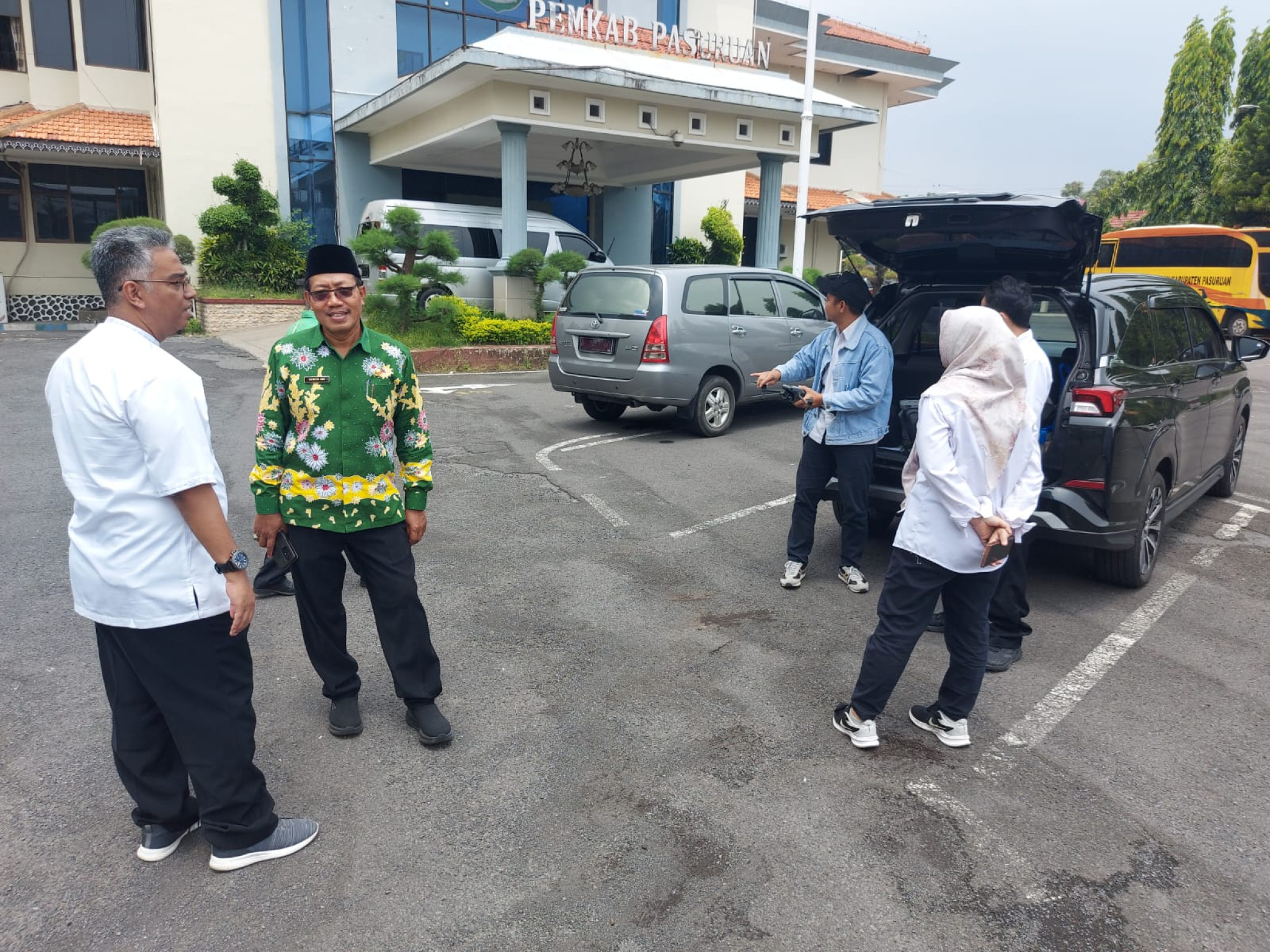 Siapkan ex Gedung Pemkab Pasuruan Jadi Lokasi Sekolah Rakyat. Bupati Rusdi Sutejo : Kami Siap Jadi Pilot Project Nasional